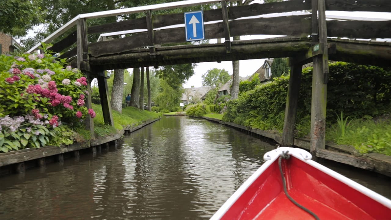 Giethoorn: The Venice Of The North  Post feature image