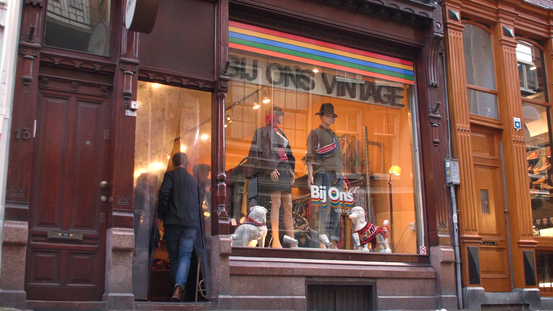 Vintage store Bij Ons in De Negen Straatjes Amsterdam